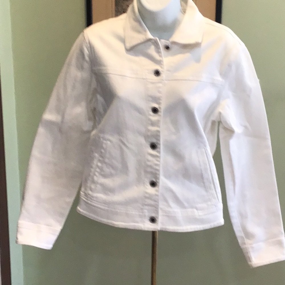 ANN TAYLOR JEAN JACKET